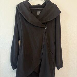 Cuddl Duds Black Fleece Wrap